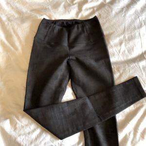 Wilfred high waist suede-like leggings.